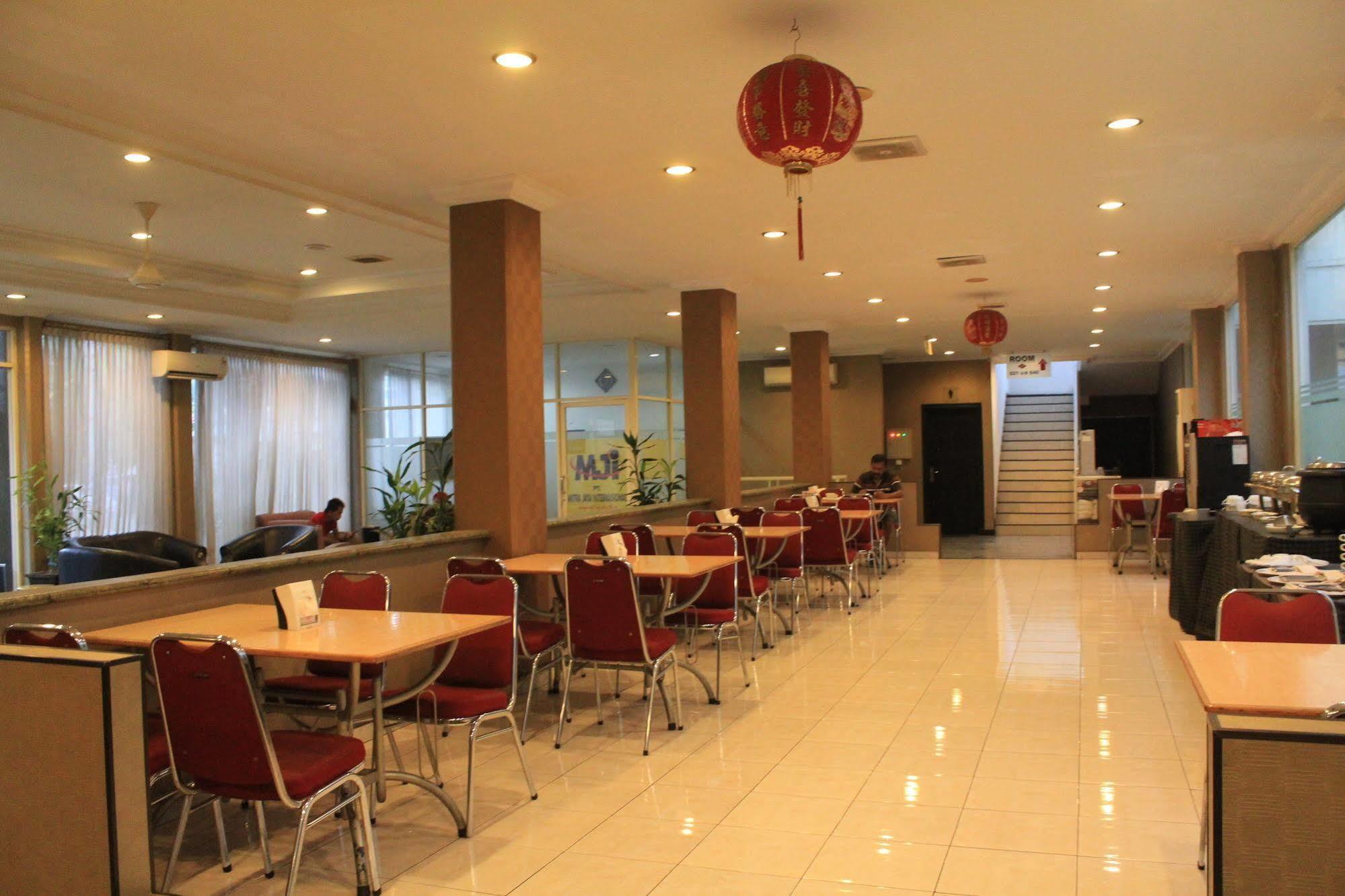 Hotel Sinar 3 Sedati Esterno foto