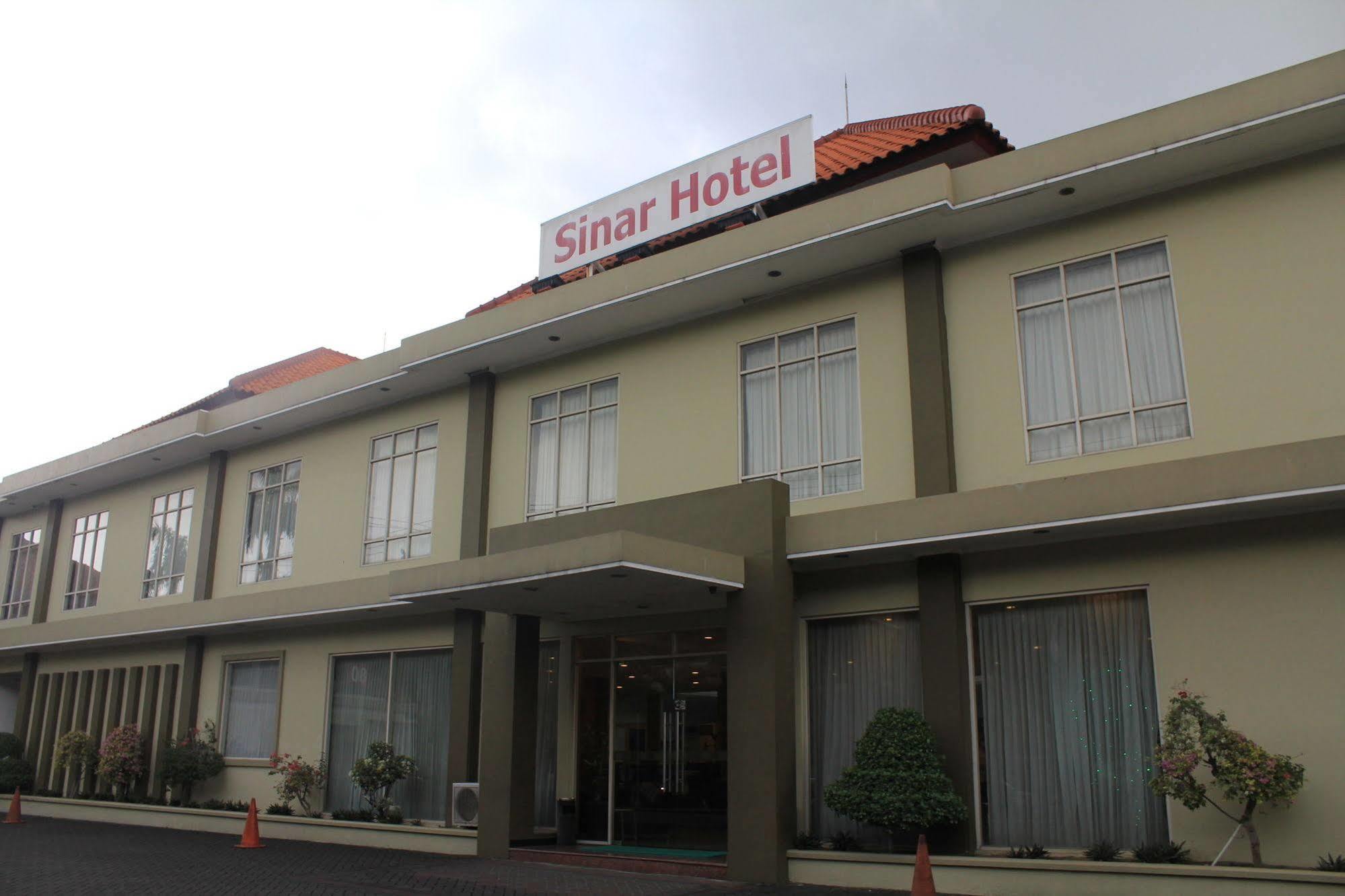 Hotel Sinar 3 Sedati Esterno foto